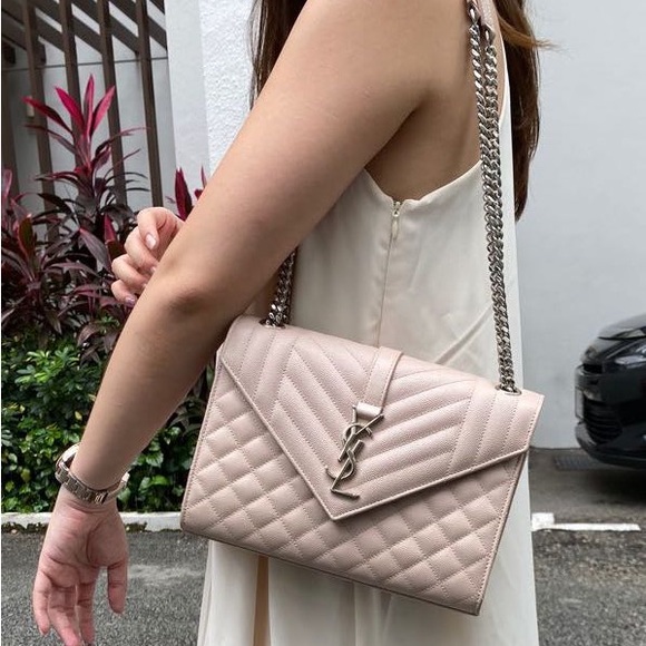 Authentic Envelope medium grained calfskin chain bag - Picture 15 of 17